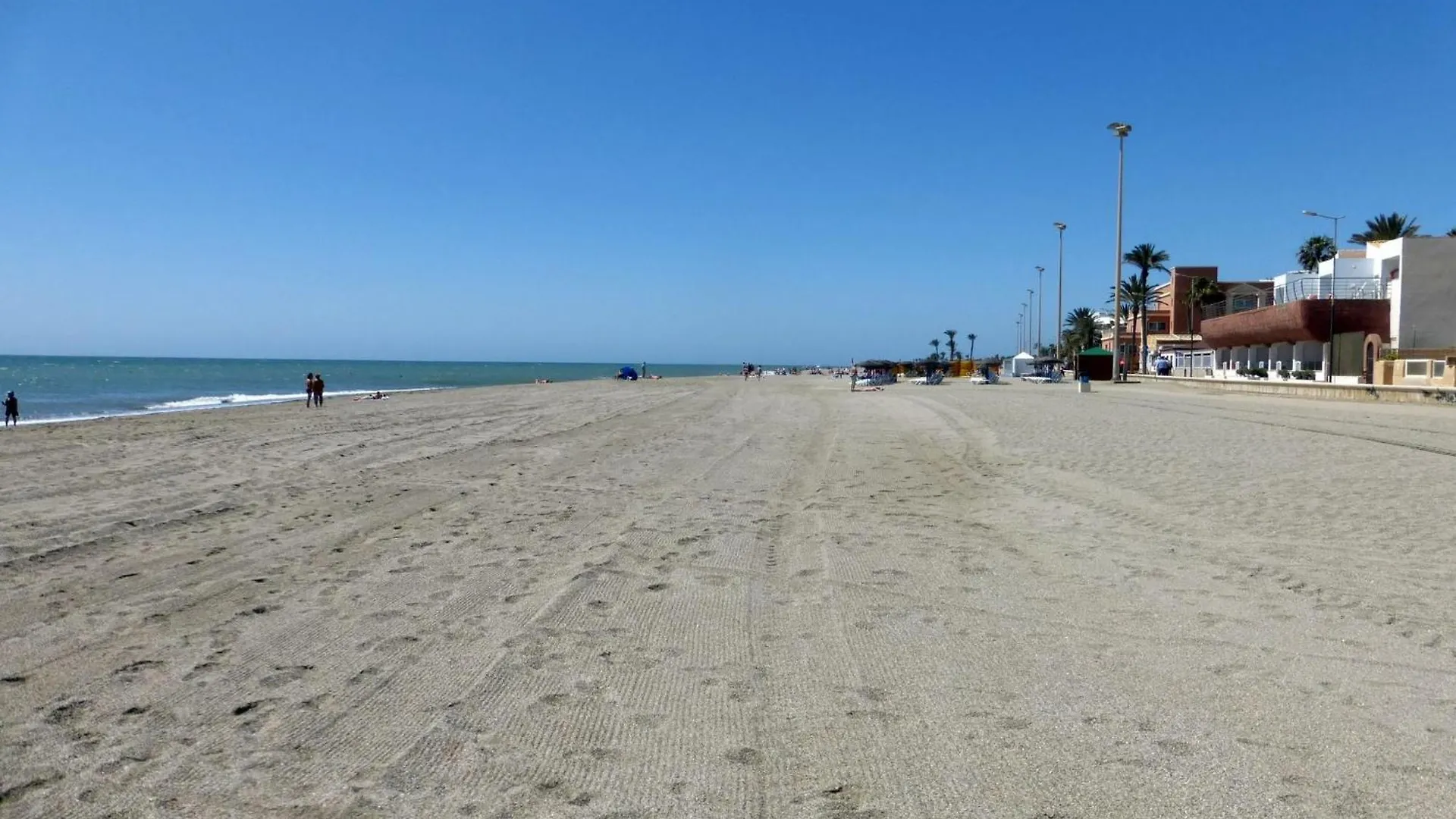 Lovely 2 Bedroom Apartment With Pool Roquetas de Mar 0*,  Spanien
